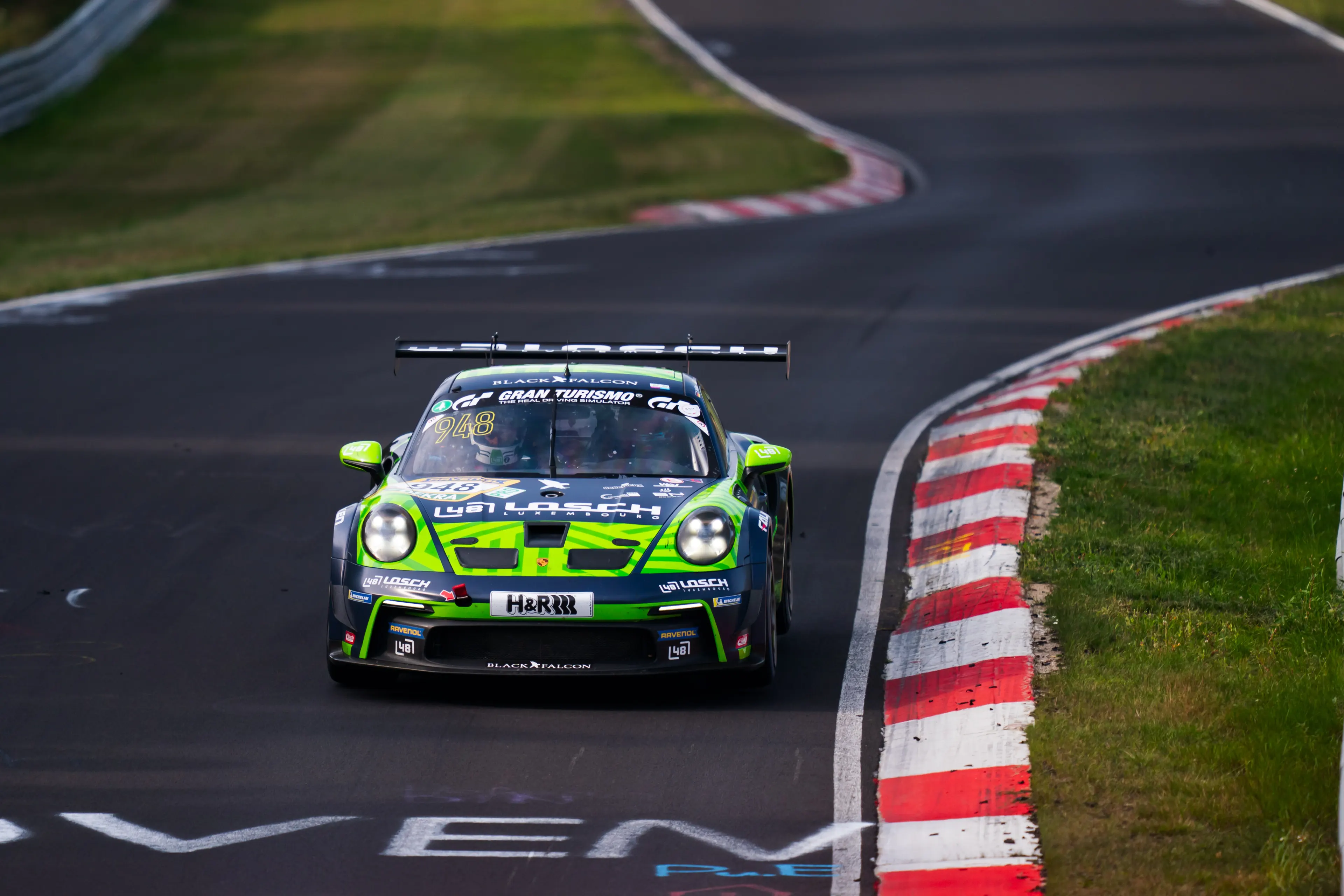 Einzelbild ohne Beschreibung in einer Bildergalerie